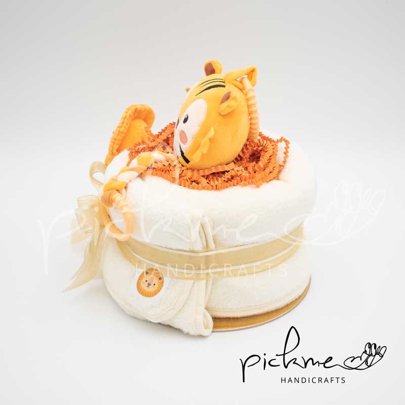 diapercake τουρτοπάνα για αγόρι μονοόροφη λιονταράκια αριστερή όψη